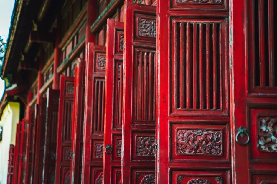 Mẫu ốp tường gỗ giả cổ phong cách truyền thống